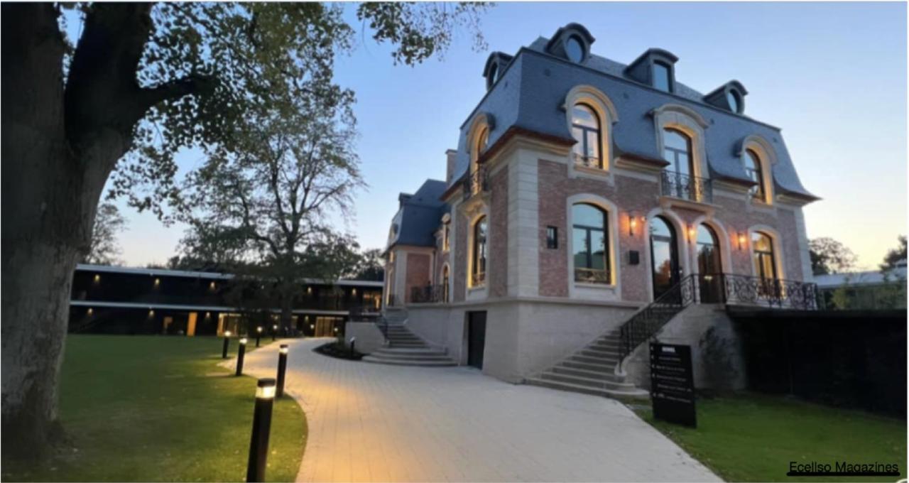 Bienheureux Hotel Wasquehal Bagian luar foto