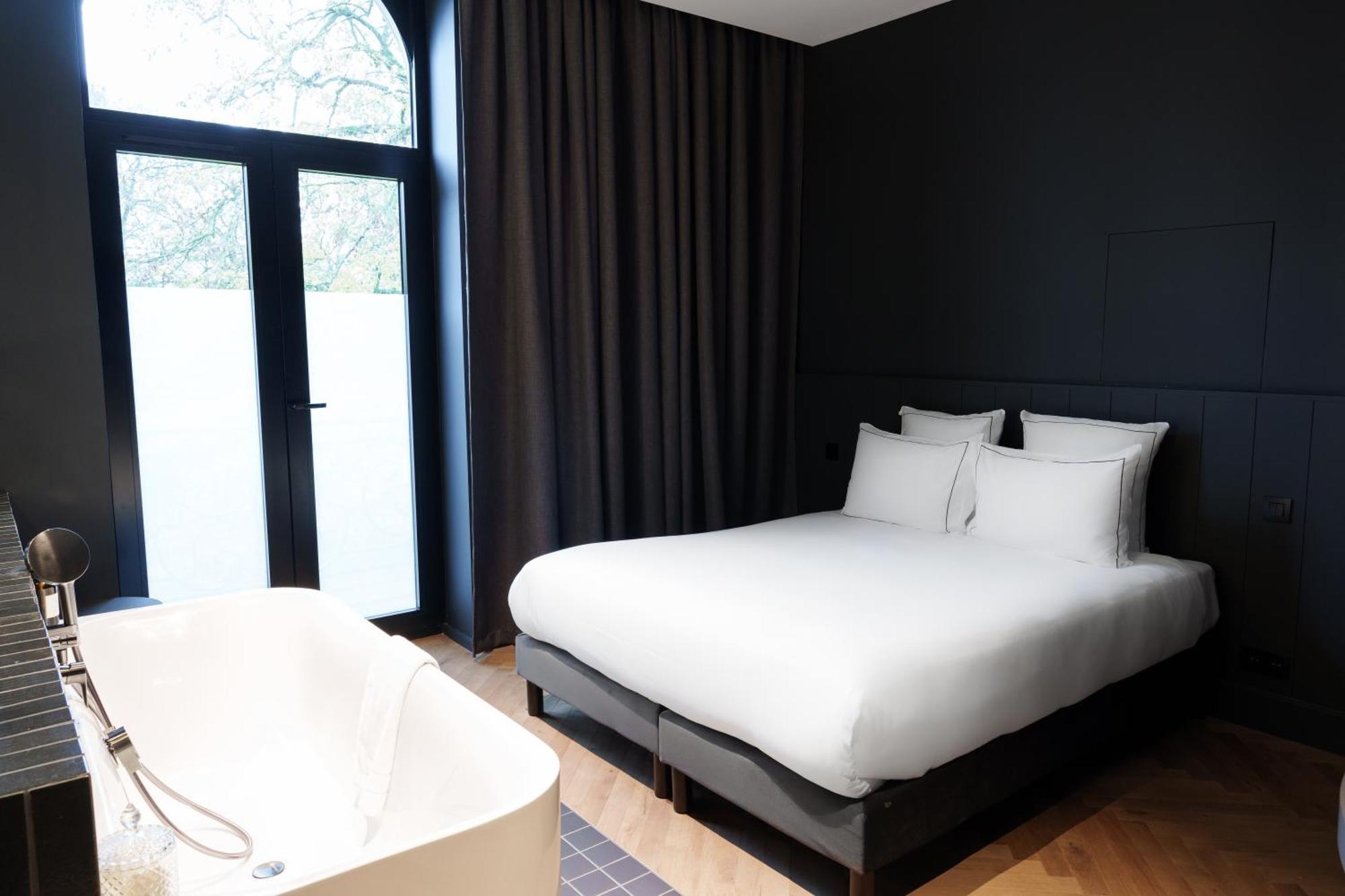 Bienheureux Hotel Wasquehal Bagian luar foto