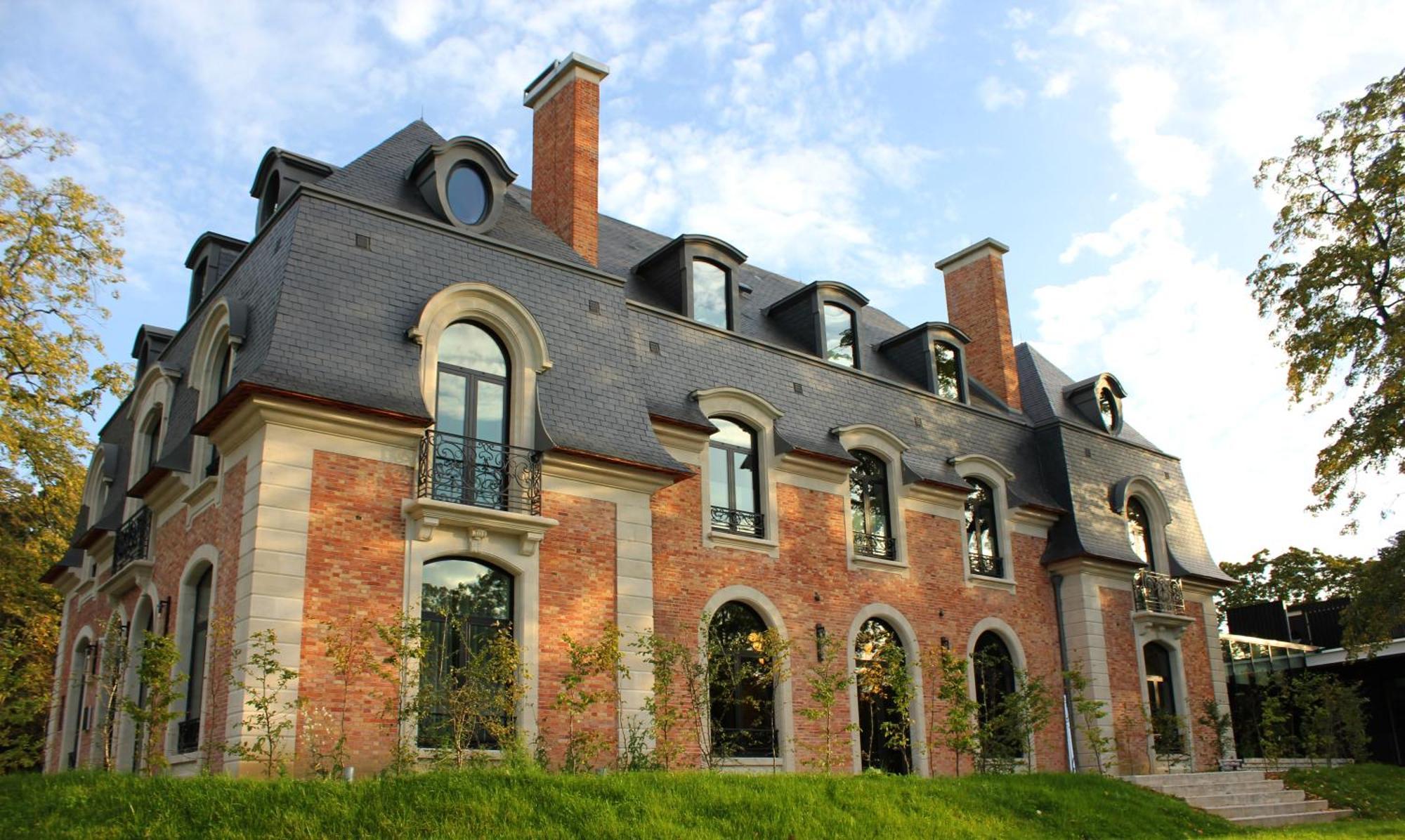 Bienheureux Hotel Wasquehal Bagian luar foto