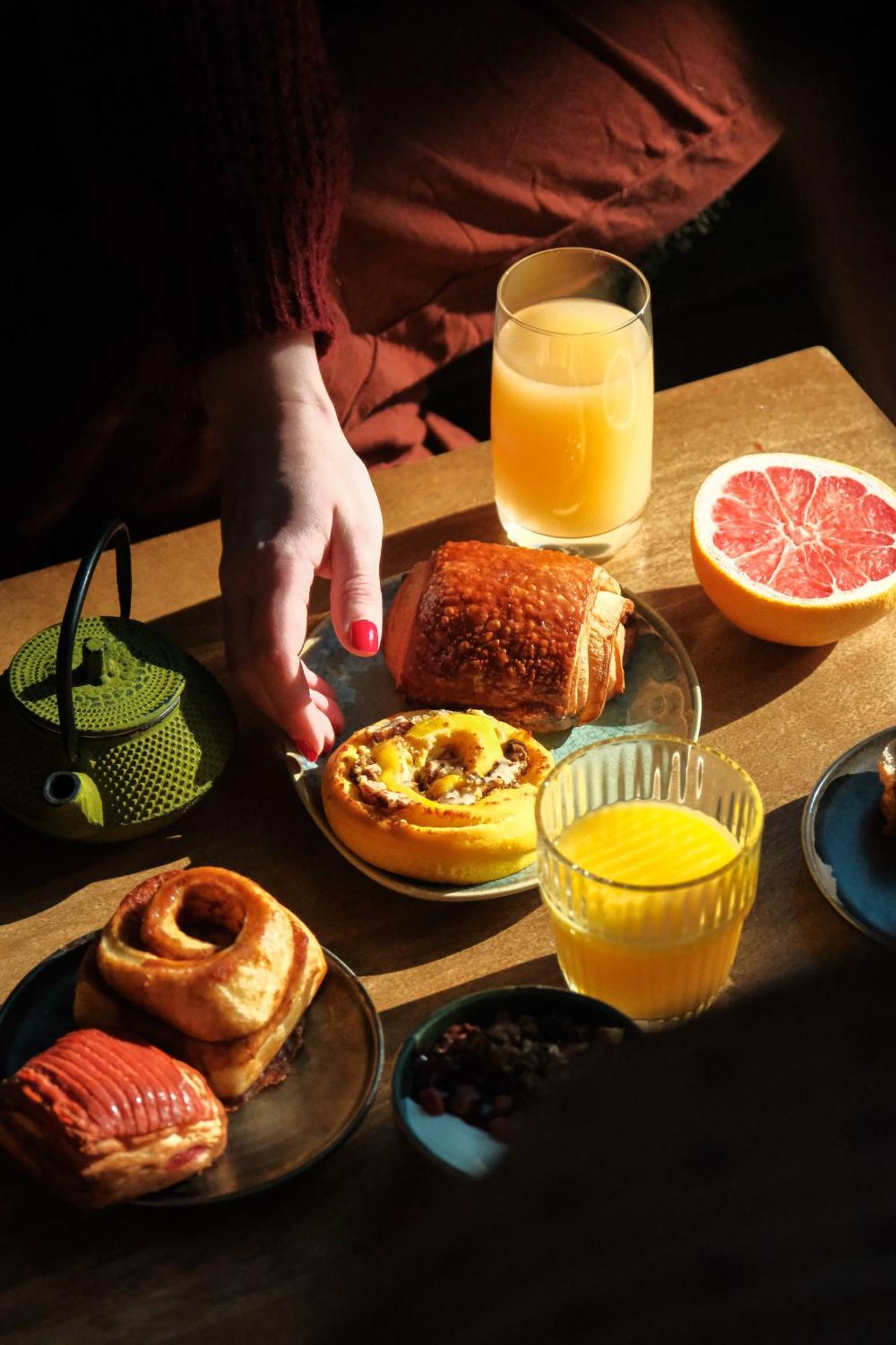 Bienheureux Hotel Wasquehal Bagian luar foto